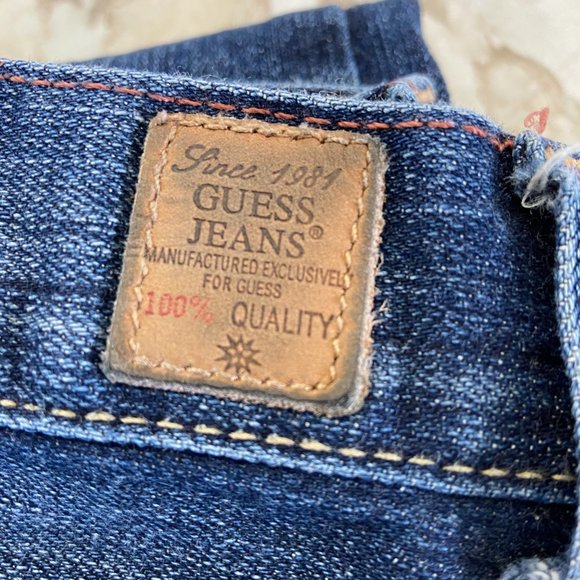 GUESS Women's Mid-Rise Flared Jeans -  Size 26 - Picture 6 of 8
